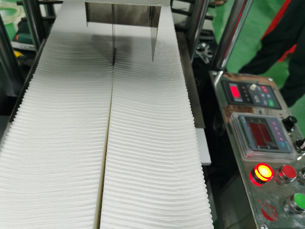 高速医用无纺布折叠机规格：2英寸