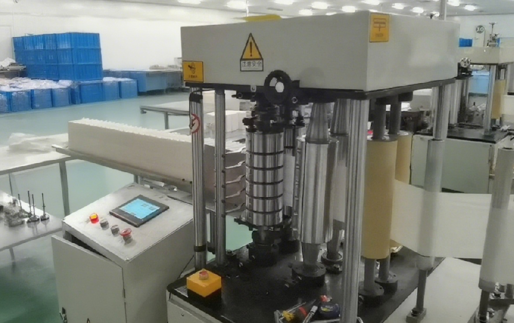 平面连点无纺布折叠机